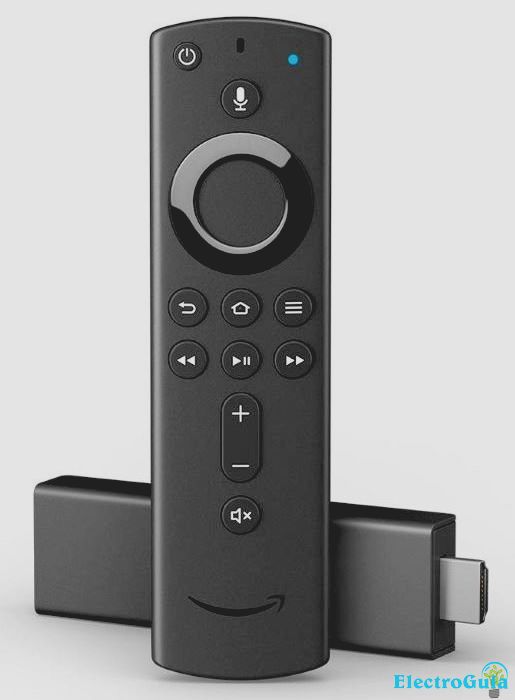 Amazon Fire TV 4K Stick desde el frente con control remoto